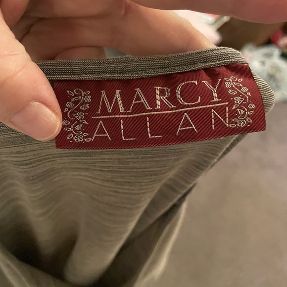 Shirt - Picture 4 of 4